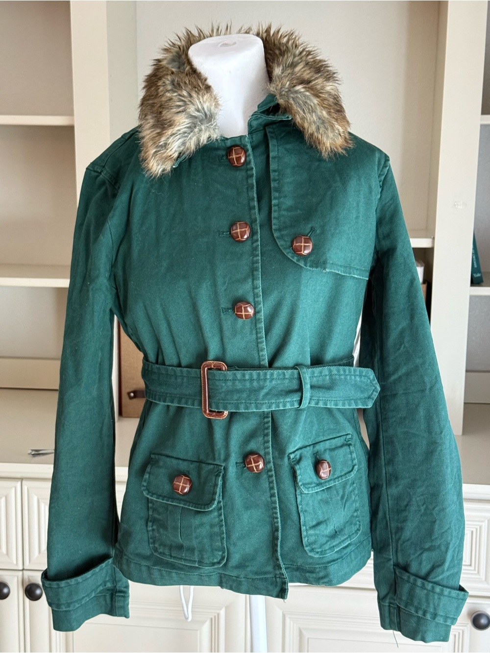 Vtg GAP Y2K Dk Green Canvas Jacket Faux Fur Collar Removable Vest Belted Sz M